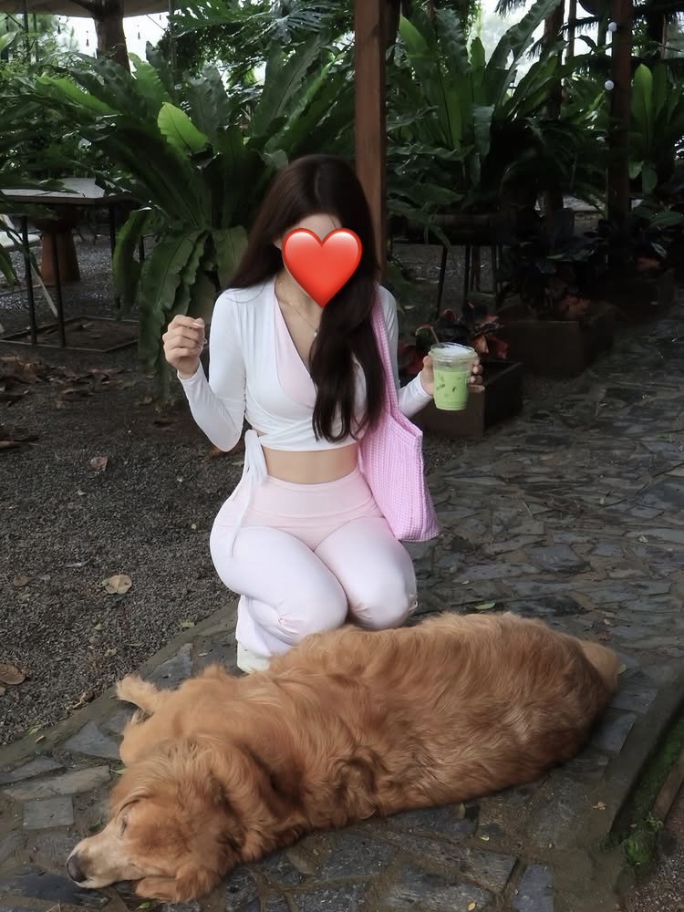 Bị chỉ trích vì mặc đồ ôm sát chụp ảnh ở quán cà phê, chính chủ phân trần: