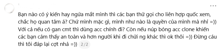 Mặc váy xẻ sâu đi xem concert bị gán mác