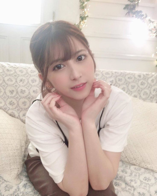 Hot girl gợi cảm ra quyết định gây sốc, tạm ngừng hoạt động vô thời hạn, lý do vì