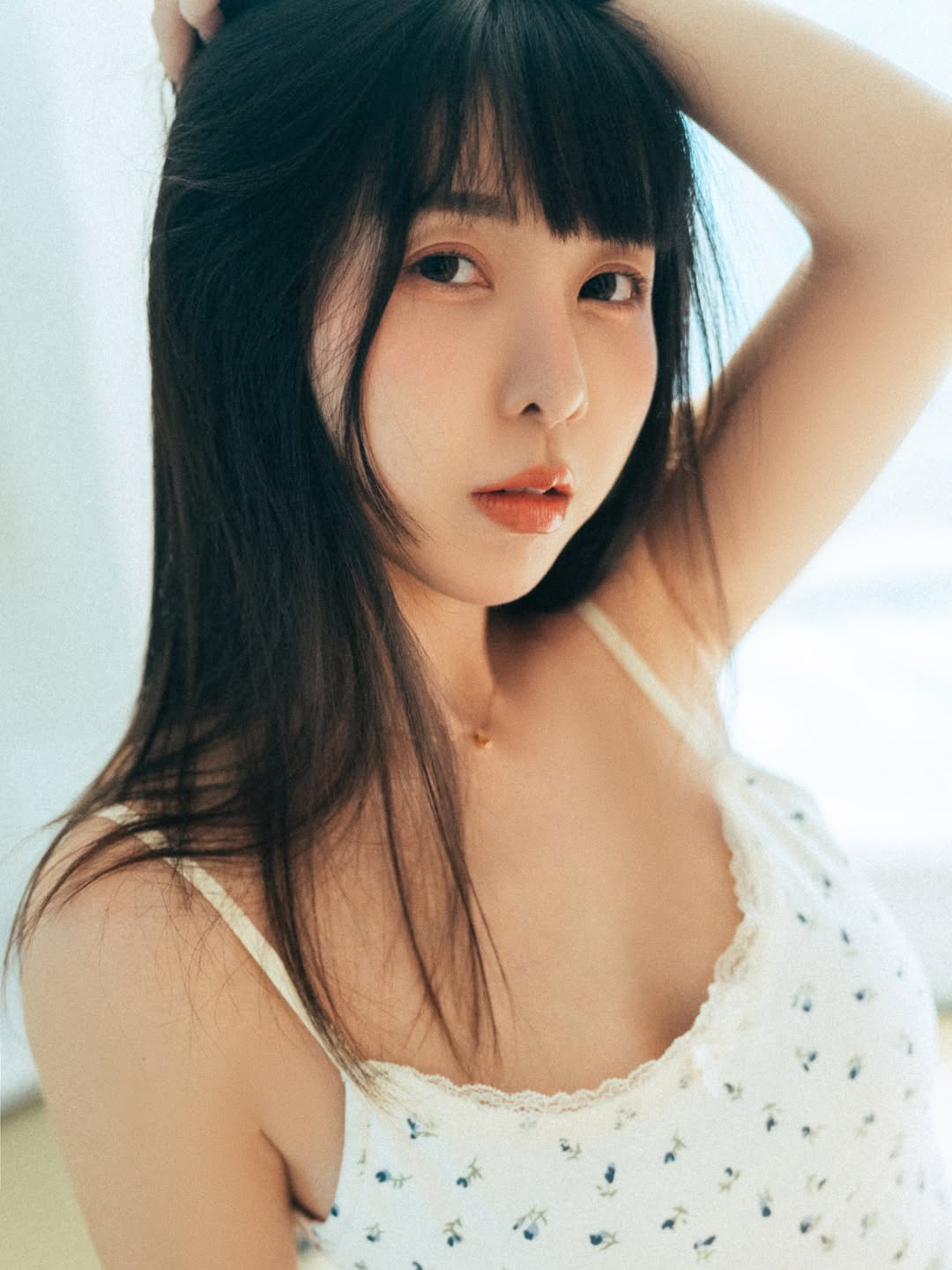 Hot girl nổi tiếng bất ngờ than thở chuyện tình cảm, tiết lộ 90% người tiếp cận đều chỉ muốn nói về một chủ đề nhạy cảm