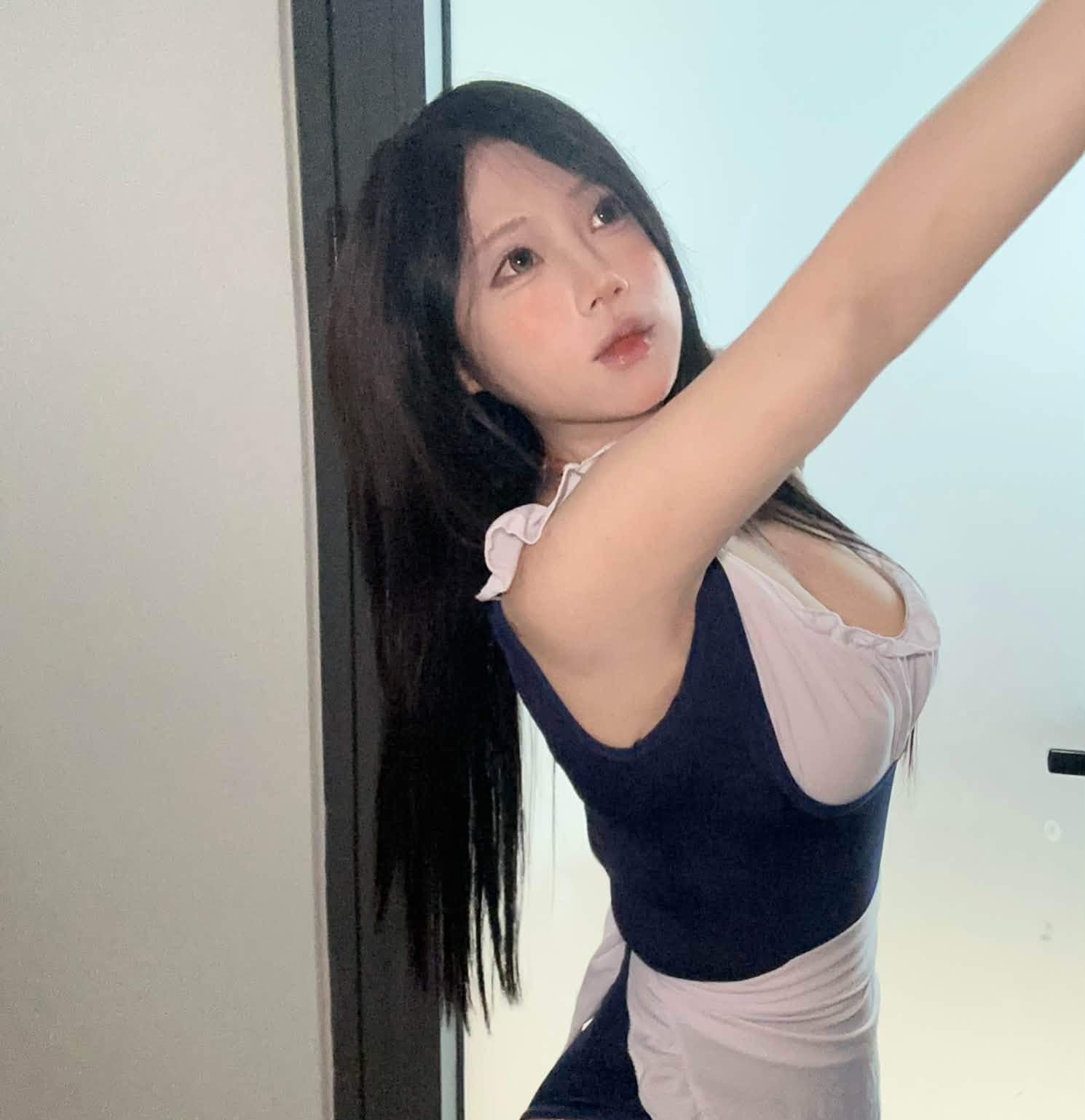 Hot girl Playduo xinh đẹp thế này, chẳng trách bao game thủ say mê