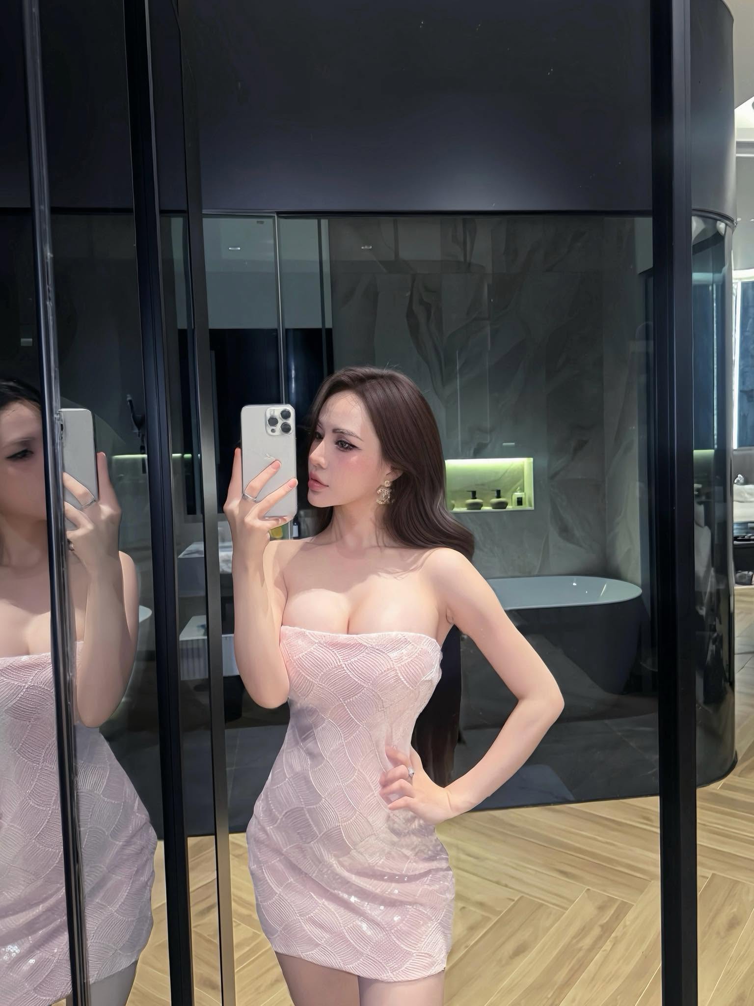 Gallery - Thoát vai mẹ bỉm, hot girl gây mê với vóc dáng không thể tin được