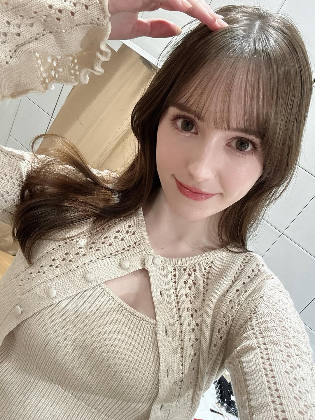 Được chọn làm mẫu nhân vật game bom tấn, hot girl bất ngờ gây sốt vì quá xinh, gần 50.000 người theo dõi mê mẩn