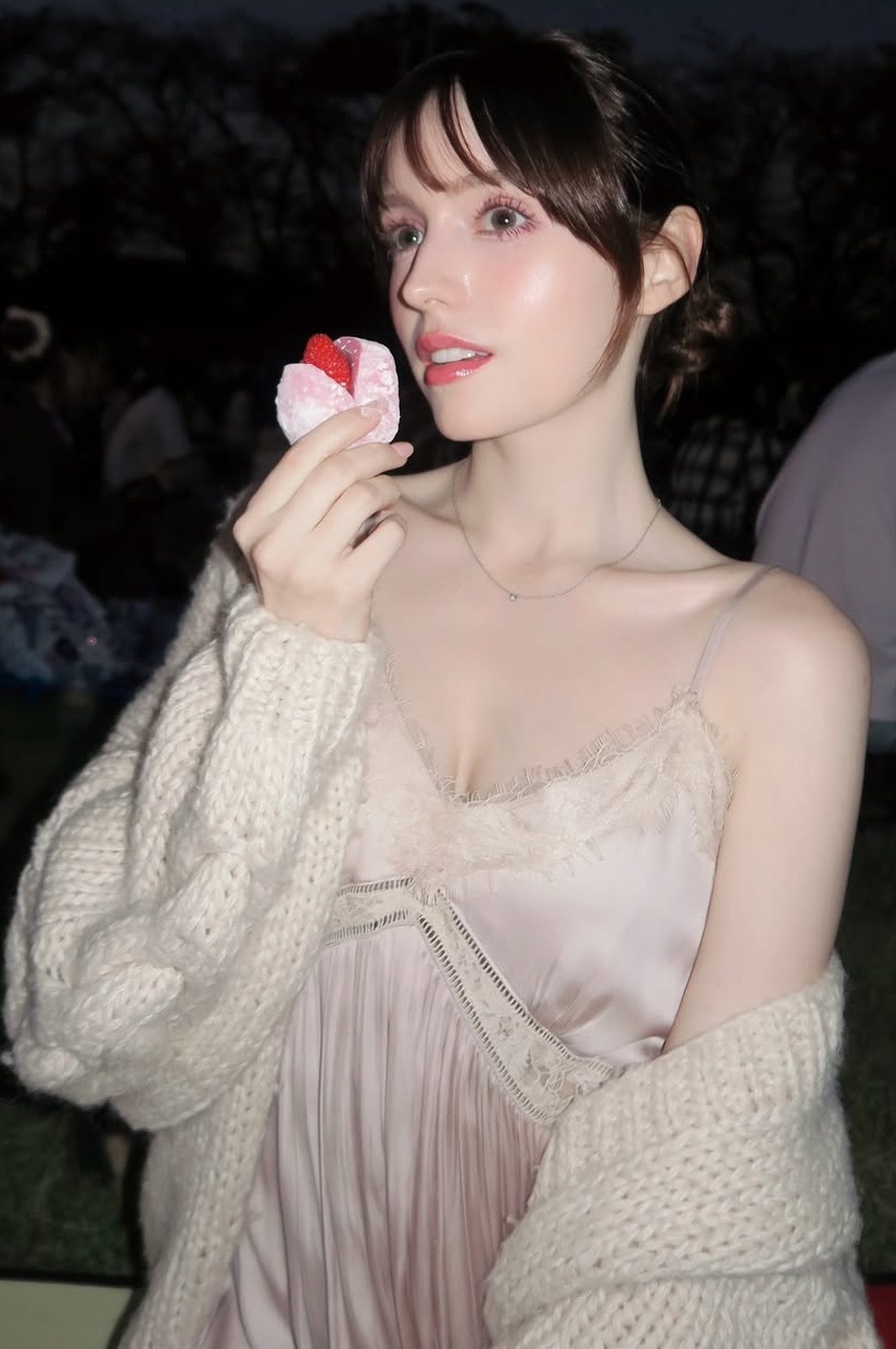 Được chọn làm mẫu nhân vật game bom tấn, hot girl bất ngờ gây sốt vì quá xinh, gần 50.000 người theo dõi mê mẩn