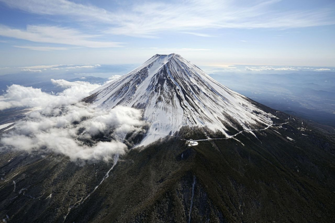Hình ảnh ngọn núi biểu tượng của nước Nhật.