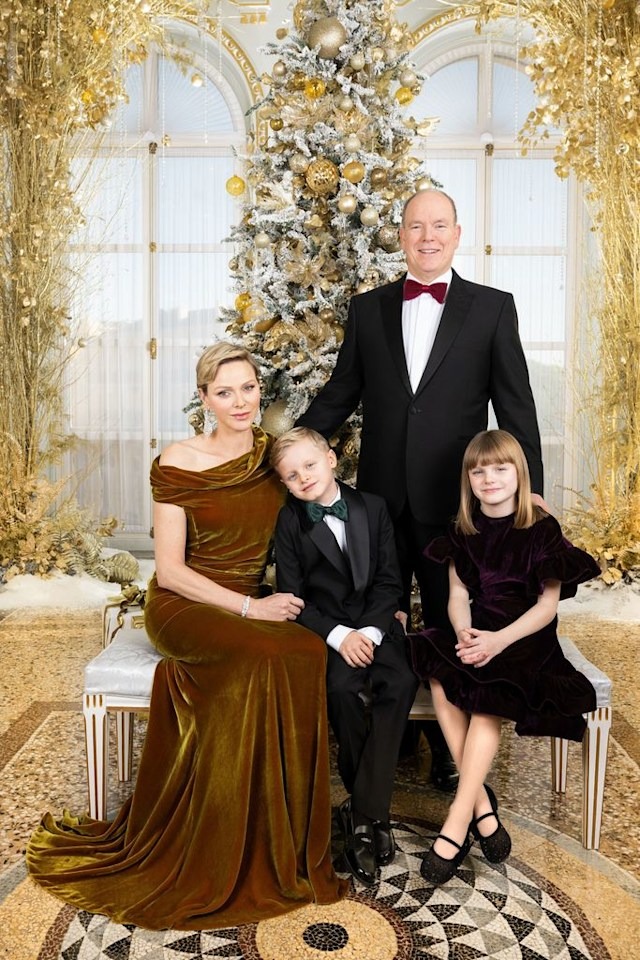 Chùm ảnh thiệp Giáng sinh các gia đình hoàng gia thế giới, 