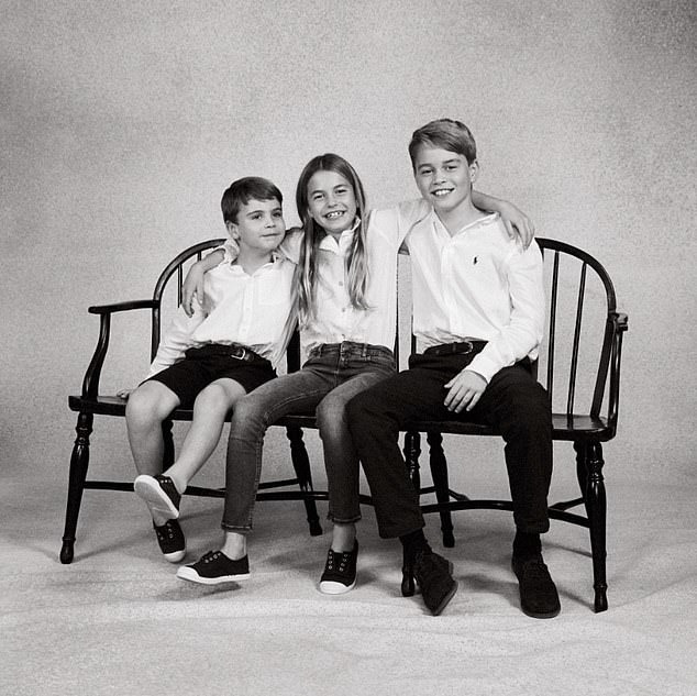Bức ảnh mới của 3 con nhà William và Kate.