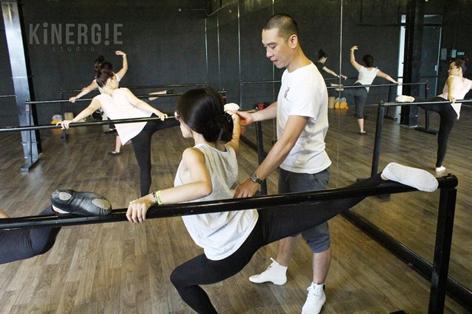 Đỗ Hoàng Thi Ngọc Ngọc cùng bạn sáng lập Kiniergie Studio, nhằm giúp cho những người yêu thích múa được gần gũi hơn bộ môn này.