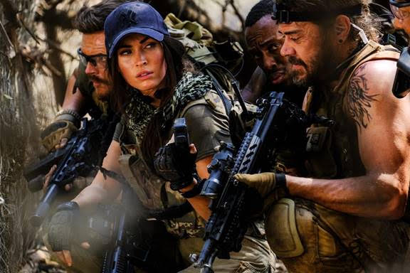 Không còn là mỹ nhân chờ được giải cứu, Megan Fox hóa thành người hùng, dẫn dắt một nhóm lính đánh thuê chuyên nghiệp toàn nam nhân