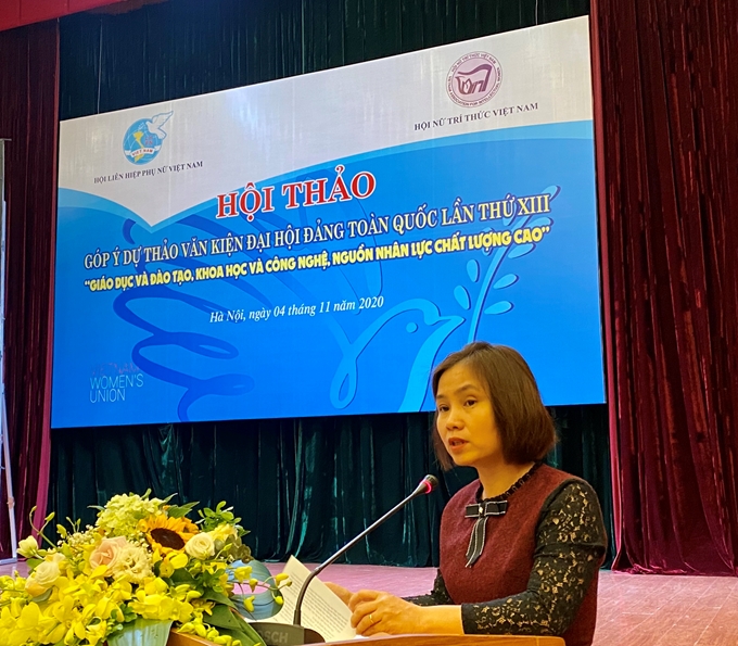 PGS.TS Nguyễn Thanh Thủy - Trưởng ban Tổ chức cán bộ, Học viện Nông nghiệp Việt Nam đóng góp ý kiến