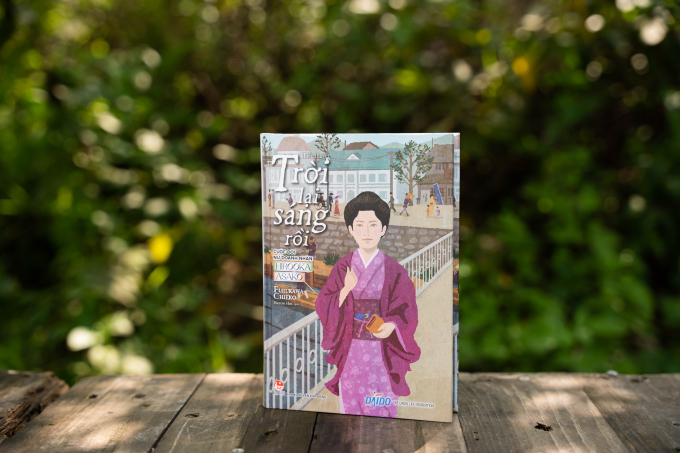 Tiểu thuyết “Trời lại sáng rồi” là cuốn sách viết về cuộc đời nữ doanh nhân vĩ đại Hirooka Asako