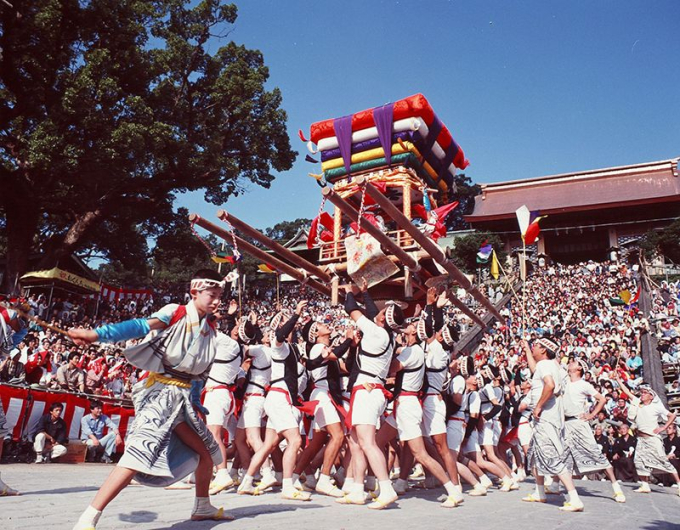 Vũ điệu tế thần trong lễ hội “Nagasaki Okunchi” tái hiện hình ảnh lễ cưới của công nữ Ngọc Hoa và thương nhân Sotaro