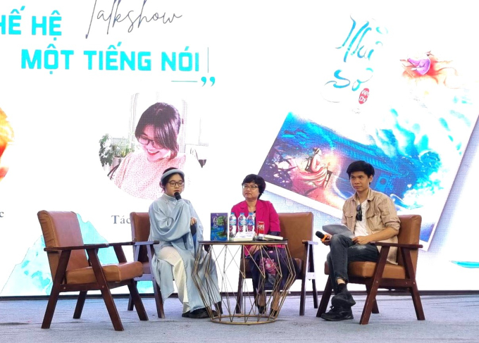Tại buổi talkshow “Một thế hệ, một tiếng nói”, nhân dịp ra mắt tiểu thuyết “Như sơ” của tác giả Việt Chi