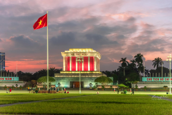 Hà Nội ngày hôm nay, dù còn nhiều khó khăn nhưng chưa bao giờ khuất phục trước khó khăn... (Ảnh: Hoàng Toàn)