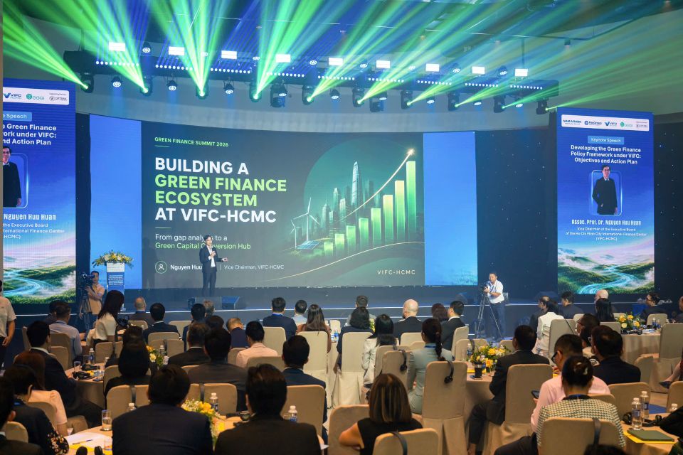 Hội nghị thu hút hơn 200 đại biểu là lãnh đạo các cơ quan quản lý, định chế tài chính, nhà đầu tư quốc tế và cộng đồng doanh nghiệp