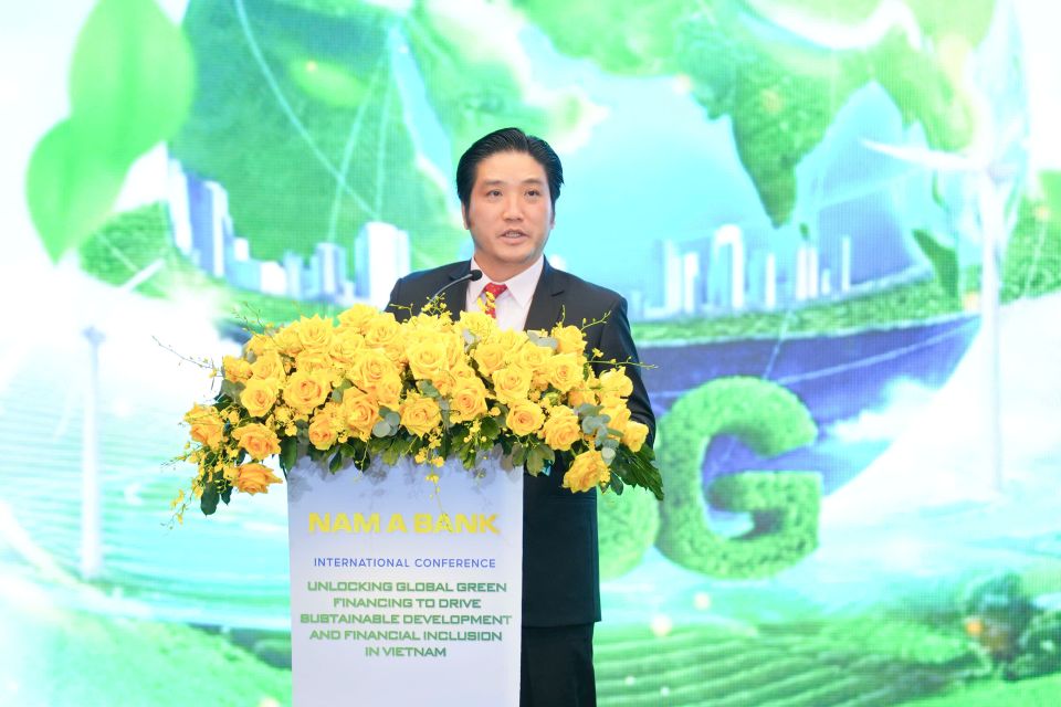 Ông Trần Khải Hoàn – Thành viên HĐQT, Tổng giám đốc Nam A Bank phát biểu tại Hội nghị “Khai mở thị trường vốn xanh quốc tế - thúc đẩy phát triển bền vững và tài chính toàn diện tại Việt Nam”- đây là hội nghị quốc tế do Nam A Bank tổ chức, thu hút đông đảo diễn giả trong và ngoài nước tham dự.