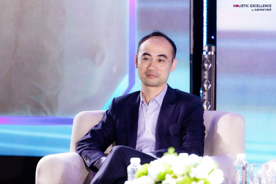 Ông Đỗ Hữu Hưng có những nhìn nhận thẳng thắn về tương lai doanh nghiệp với AI