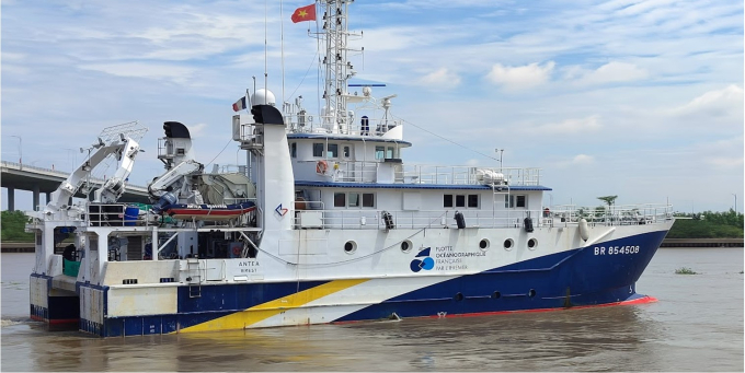 Tàu ANTEA rời cảng Hải Phòng, khởi đầu chuyến khảo sát khoa học của chiến dịch hải dương học PLUME (nguồn ảnh: VAST).