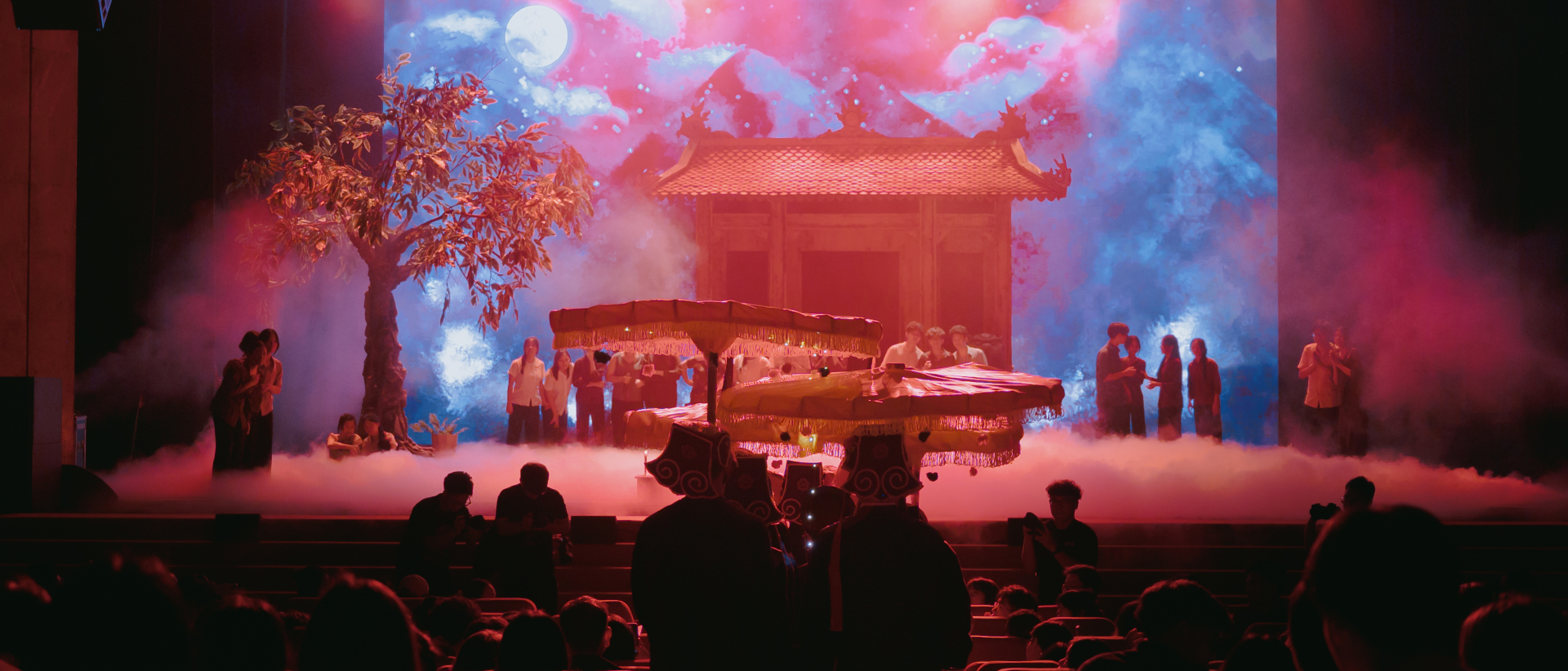 Một cảnh trong vở kịch 