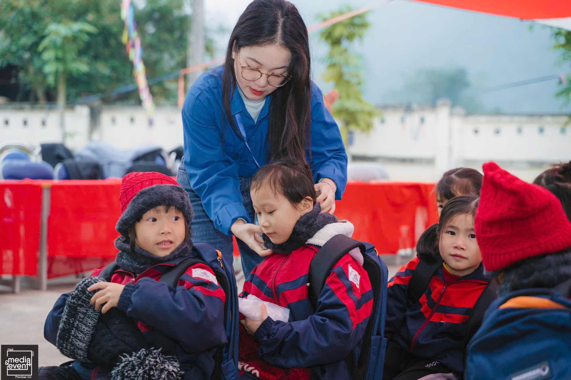 Tham gia các hoạt động Đoàn, Hội với Bùi Hạnh Nhung là đề