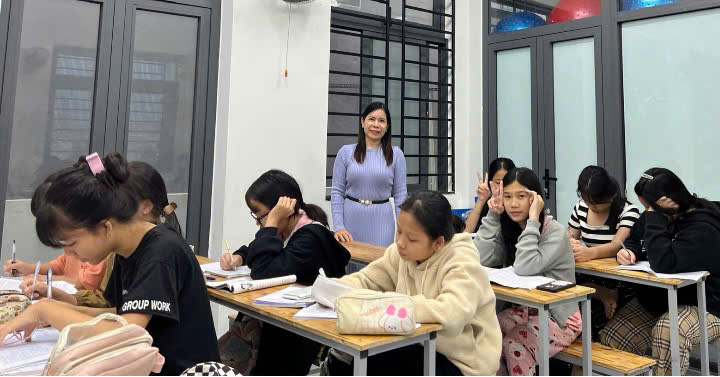 Cô giáo Phạm Thị Kim Cương với lớp học 0 đồng “Chắp cánh ước mơ”