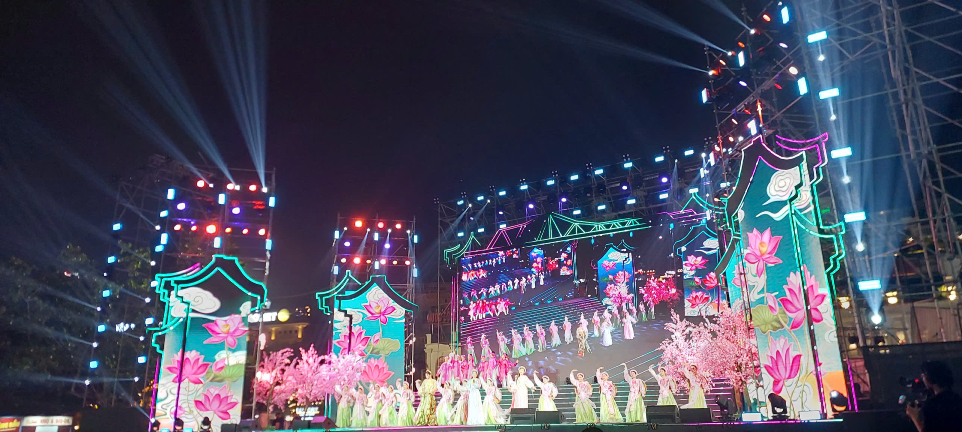 “Festival Thăng Long - Hà Nội năm 2025” để lại nhiều ấn tượng tốt đẹp với du khách