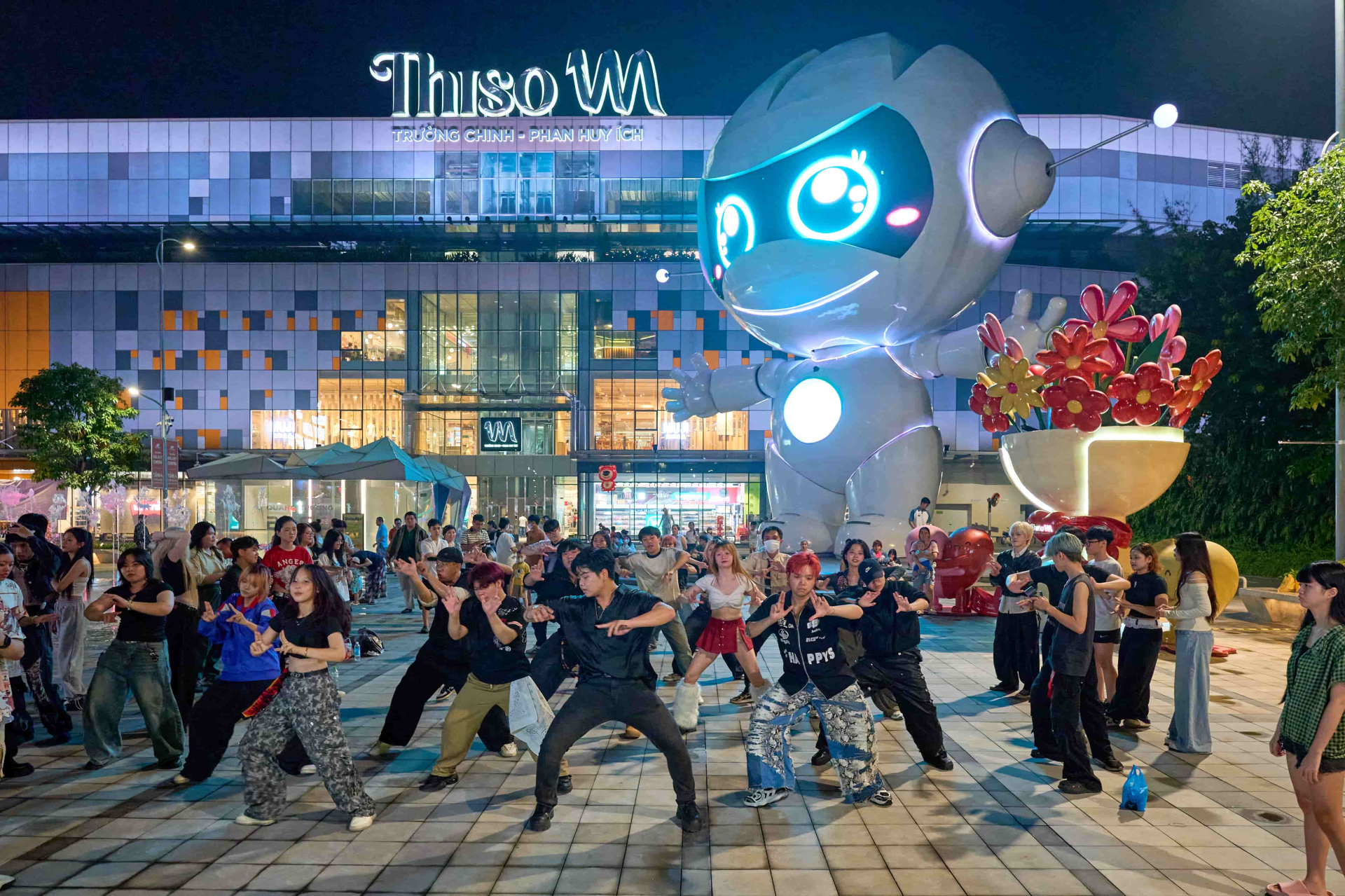 Nhóm ARrC biểu diễn