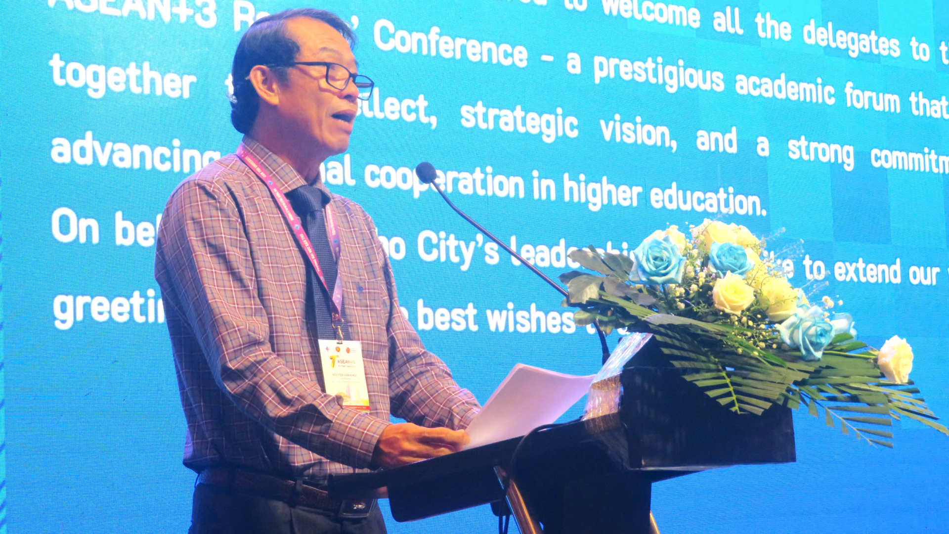 Ông Nguyễn Văn Khởi, Phó Chủ tịch UBND TP. Cần Thơ phát biểu tại hội nghị