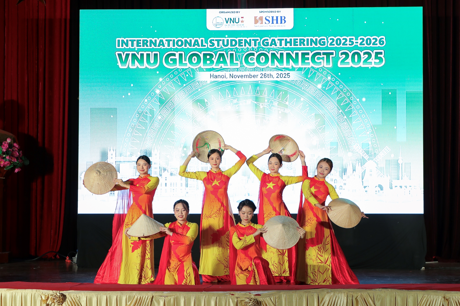 Kết nối sinh viên quốc tế – Lan tỏa bản sắc toàn cầu của Đại học Quốc gia Hà Nội