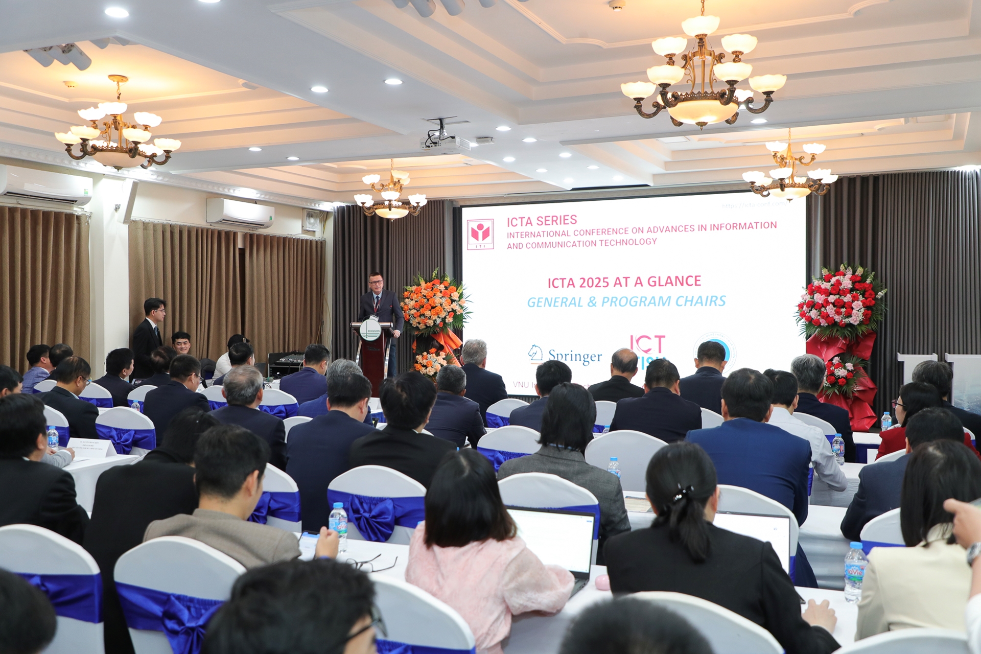 Công bố các ứng dụng và công nghệ hiện đại trong lĩnh vực trí tuệ nhân tạo và công nghiệp bán dẫn