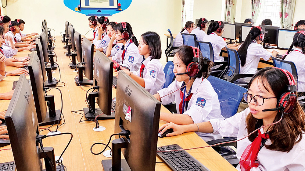 Ban hành Khung nội dung thí điểm giáo dục trí tuệ nhân tạo (AI) cho học sinh