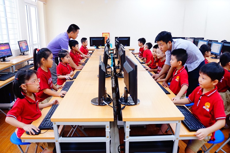 Ban hành Khung nội dung thí điểm giáo dục trí tuệ nhân tạo (AI) cho học sinh