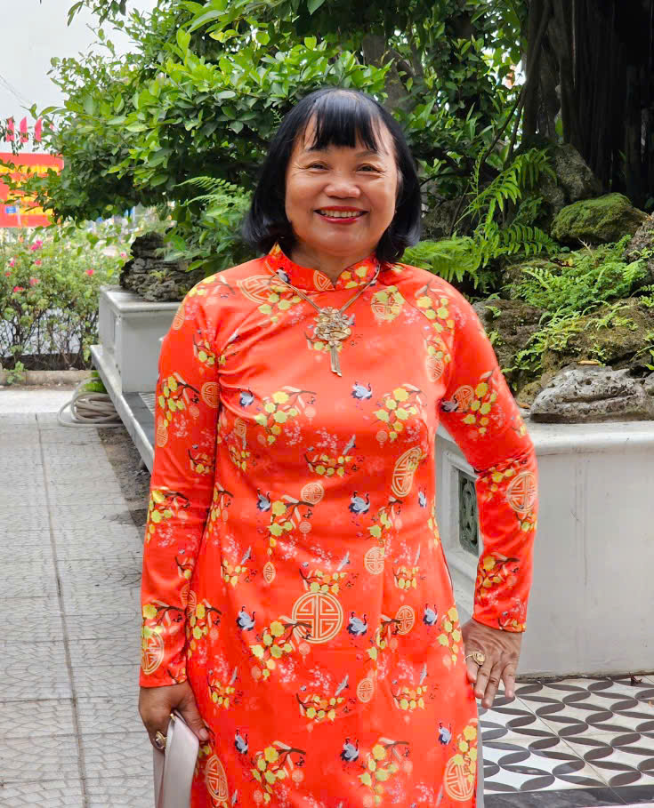 GS.TS. Nguyễn Thị Lang cho rằng, cần tập hợp và đoàn kết các nữ trí thức, tham gia nghiên cứu và trao đổi khoa học, phát triển kỹ năng, hỗ trợ hội nhập cộng đồng và thúc đẩy hợp tác khu vực và quốc tế