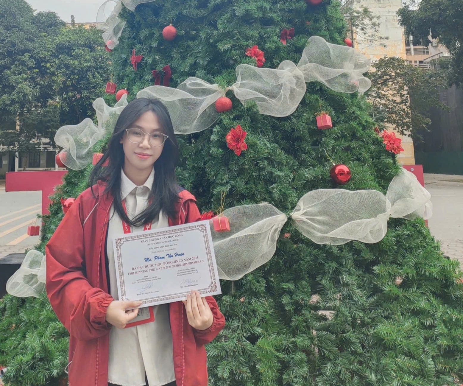  Sinh viên Phạm Thu Hoàn - K69 ngành Vật lý Y khoa, ĐH Bách khoa Hà Nội