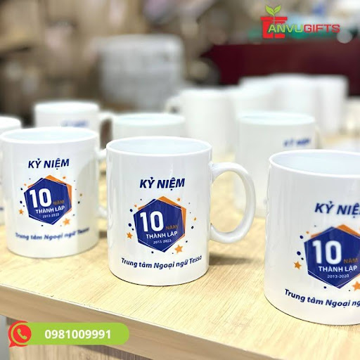 Mỗi lần nhìn món quà là một lần sự kiện được ghi nhớ