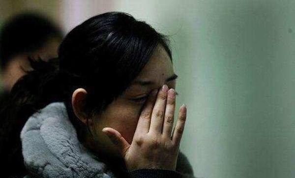 Nỗi đau xé lòng của người mẹ có con bị bắt cóc. Ảnh: Baidu