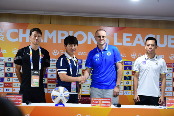 Cả CLB Hà Nội và CLB Pohang Steelers đều quyết tâm giành 3 điểm ở trận đấu ngày mai.