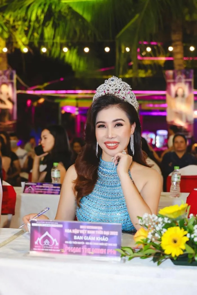 Minh Phi từng đoạt Hoa hậu Thiện nguyện tại cuộc thi Hoa hậu Doanh nhân Việt Nam 2022