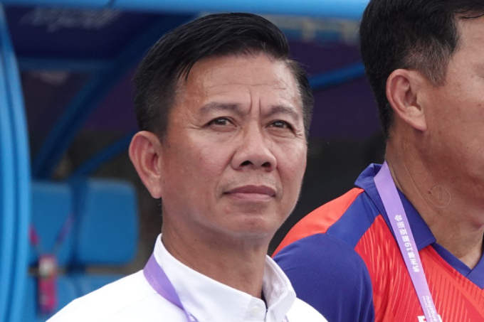 HLV Hoàng Anh Tuấn và U23 Việt Nam đang gặp nhiều khó khăn tại Asiad 2023 (Ảnh: Nam Trung)