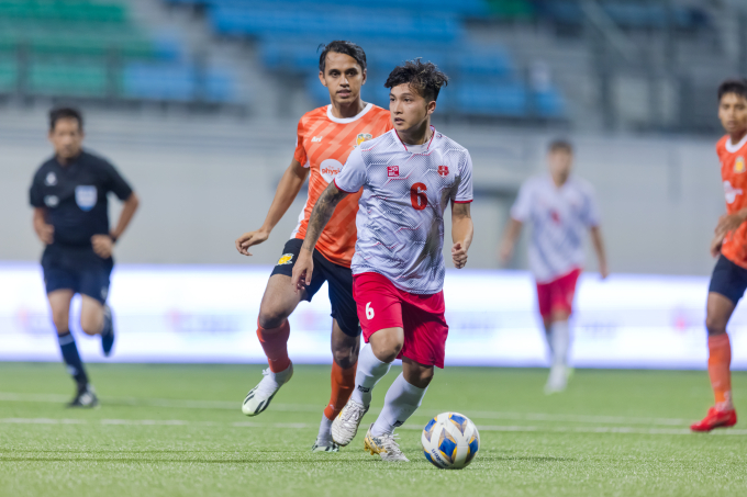 Hải Phòng gặp khó khăn trước lối chơi kín kẽ của Hougang United.