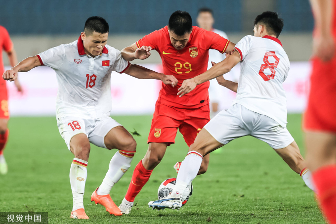 Đội tuyển Trung Quốc chỉ kiểm soát 37% trước Việt Nam dù được thi đấu trên sân nhà.