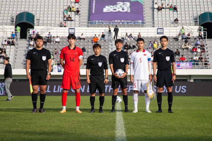 U18 Việt Nam thi đấu tốt trước Hàn Quốc, đặc biệt là trong hiệp một.