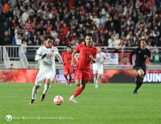 Tuyển Việt Nam thua 0-6 trước Hàn Quốc nhưng màn trình diễn vẫn có những điểm tích cực.