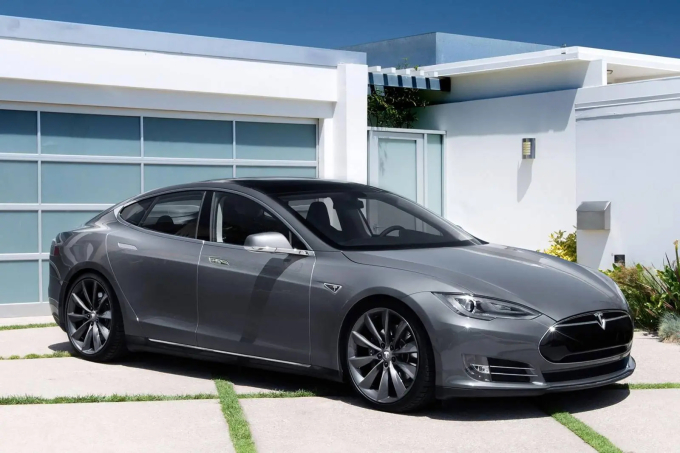 Tesla Model S đời 2012 được xem là mẫu xe làm thay đổi nhận thức của công chúng về xe điện.