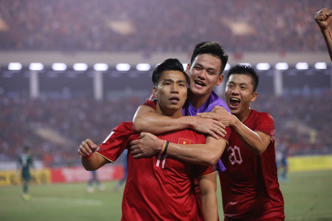 Vũ Văn Thanh là cầu thủ ghi bàn thắng gần nhất cho đội tuyển Việt Nam tại một giải đấu chính thức (bàn gỡ hòa 2-2 ở chung kết lượt đi AFF Cup 2022 gặp Thái Lan).