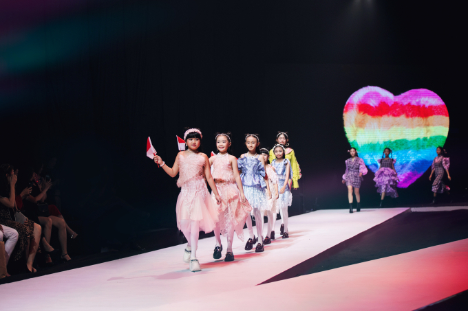 Asian Kids Fashion Week mùa 7 có chủ đề 