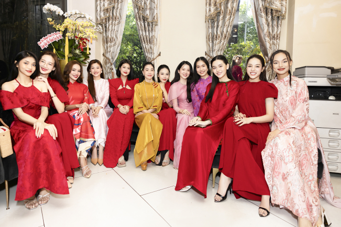 Dàn hoa, á hậu hội tụ tại sự kiện khai xuân của vợ chồng đạo diễn Hoàng Nhật Nam - Phạm Kim Dung.
