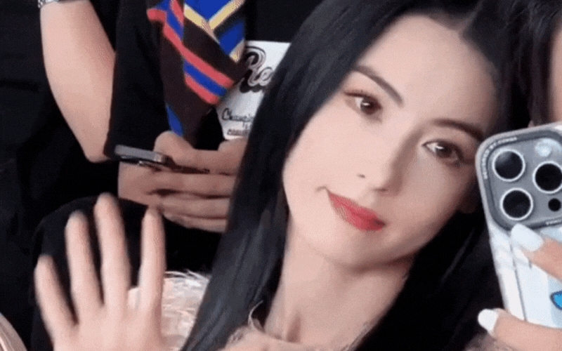 Trương Bá Chi tại Paris Fashion Week: Lên video rất xinh nhưng nhìn ảnh Getty Images lại hụt hẫng