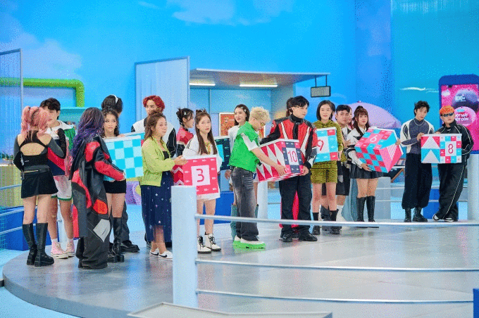 Tập 1 KOC Vietnam 2023: Dàn thí sinh tung 7749 chiêu ‘‘chốt đơn’’ độc đáo, nhận điểm cao chót vót của các giám khảo khó tính