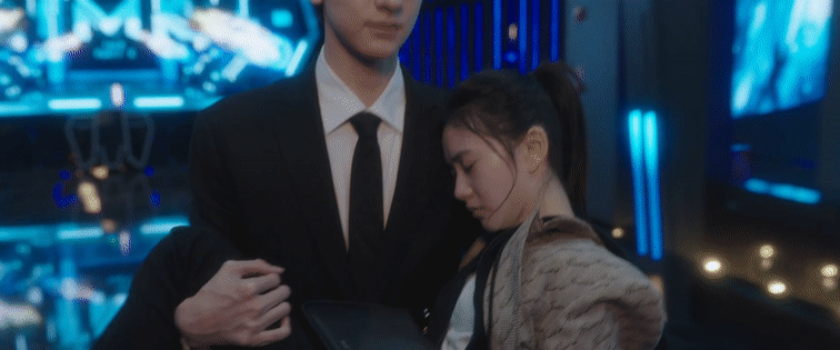 Sao nam 'lừa khán giả' vì nhan sắc lên phim thua xa ảnh tự chụp, thêm diễn xuất 'đơ như tượng'